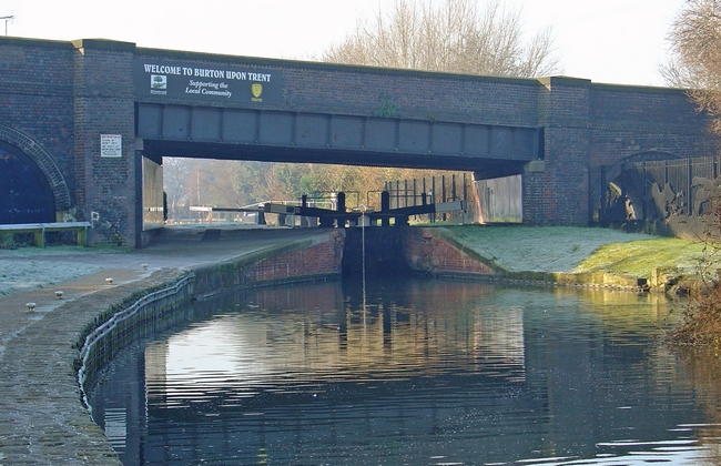 Dallow Lane Bridge by Rod Johnson