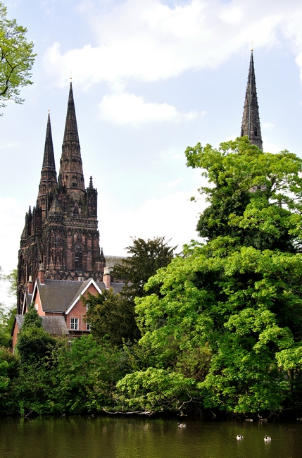 Lichfield Cathedral from Minster Pool by Rod Johnson