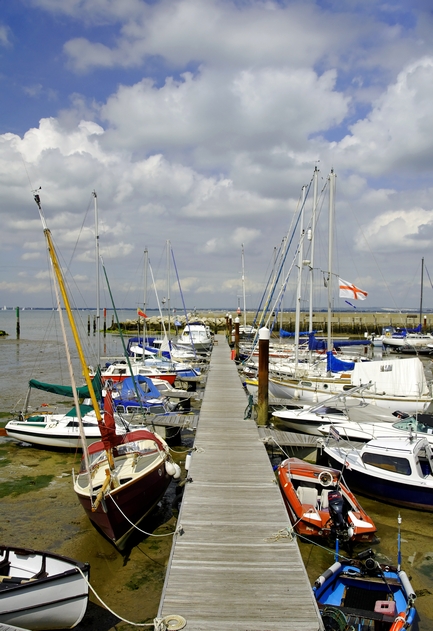 Along C Pontoon in Ryde Harbour by Rod Johnson