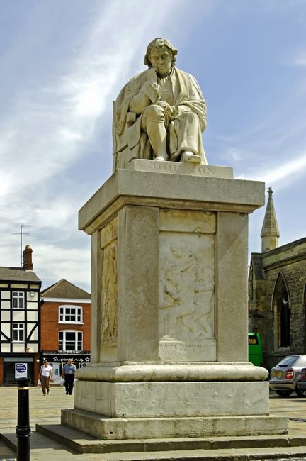 Dr Samuel Johnson Seated Statue, Lichfield by Rod Johnson