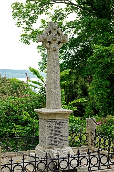 War Memorial, Mylor, Cornwall by Rod Johnson